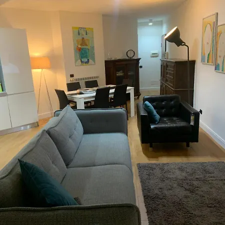 Apartamento 6 Flora & Fabian *